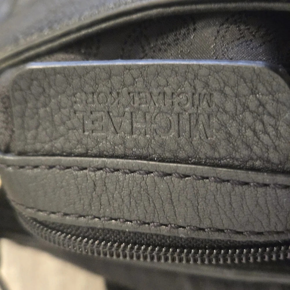 Michael Kors Purse crossbody - Picture 12 of 14